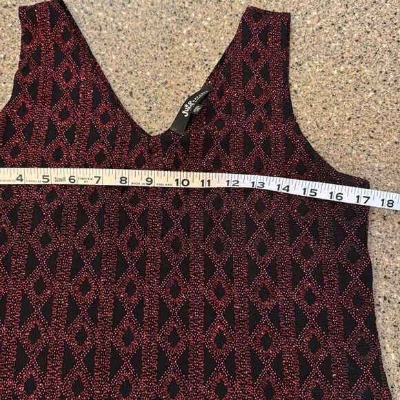 JUMP APPAREL Vintage 90s Black & Red Sparkle Tank Top - Picture 5 of 10
